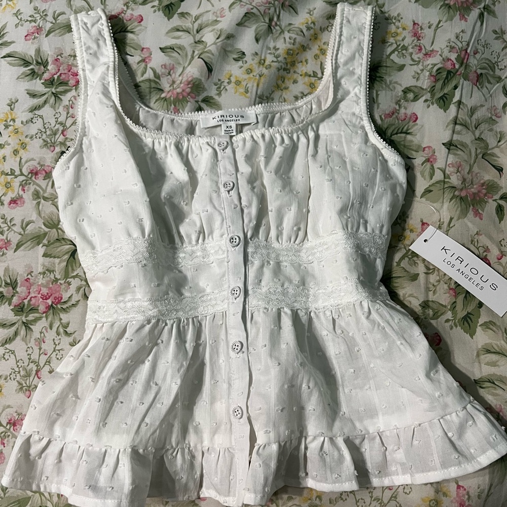 Kirious Coquette white lace top